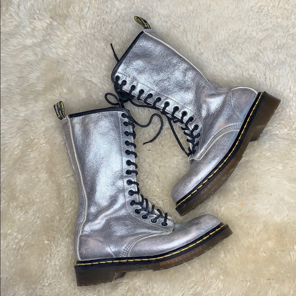 Metallic Silver 14 eyelet Dr Martens Boots size 6